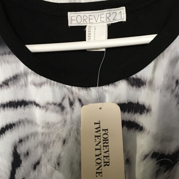 NEW tiger tank top - Picture 2 of 3